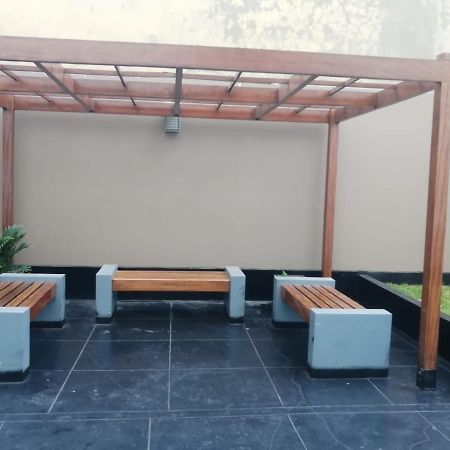 Departamento Estudio Full Equipado Wifi Cerca A Todo Lima Exterior photo