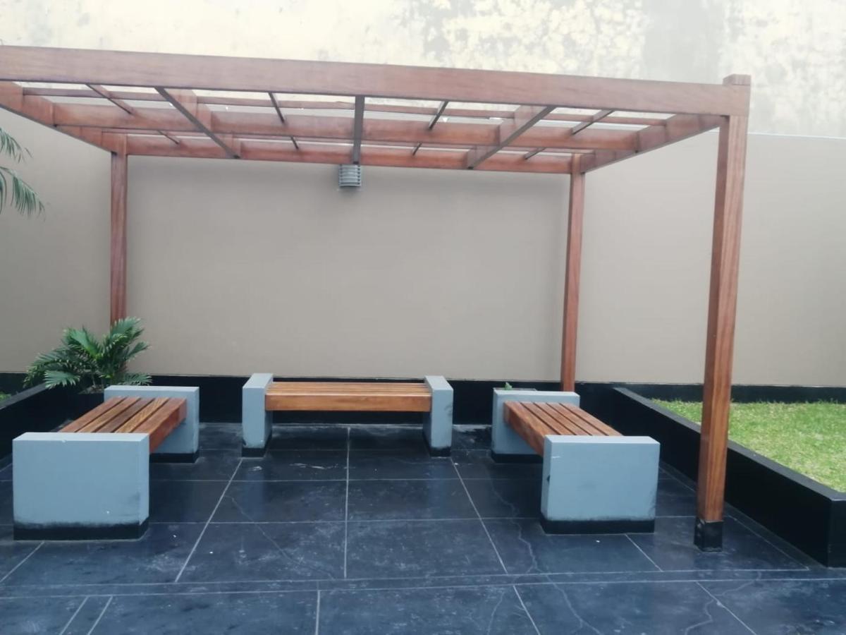 Departamento Estudio Full Equipado Wifi Cerca A Todo Lima Exterior photo